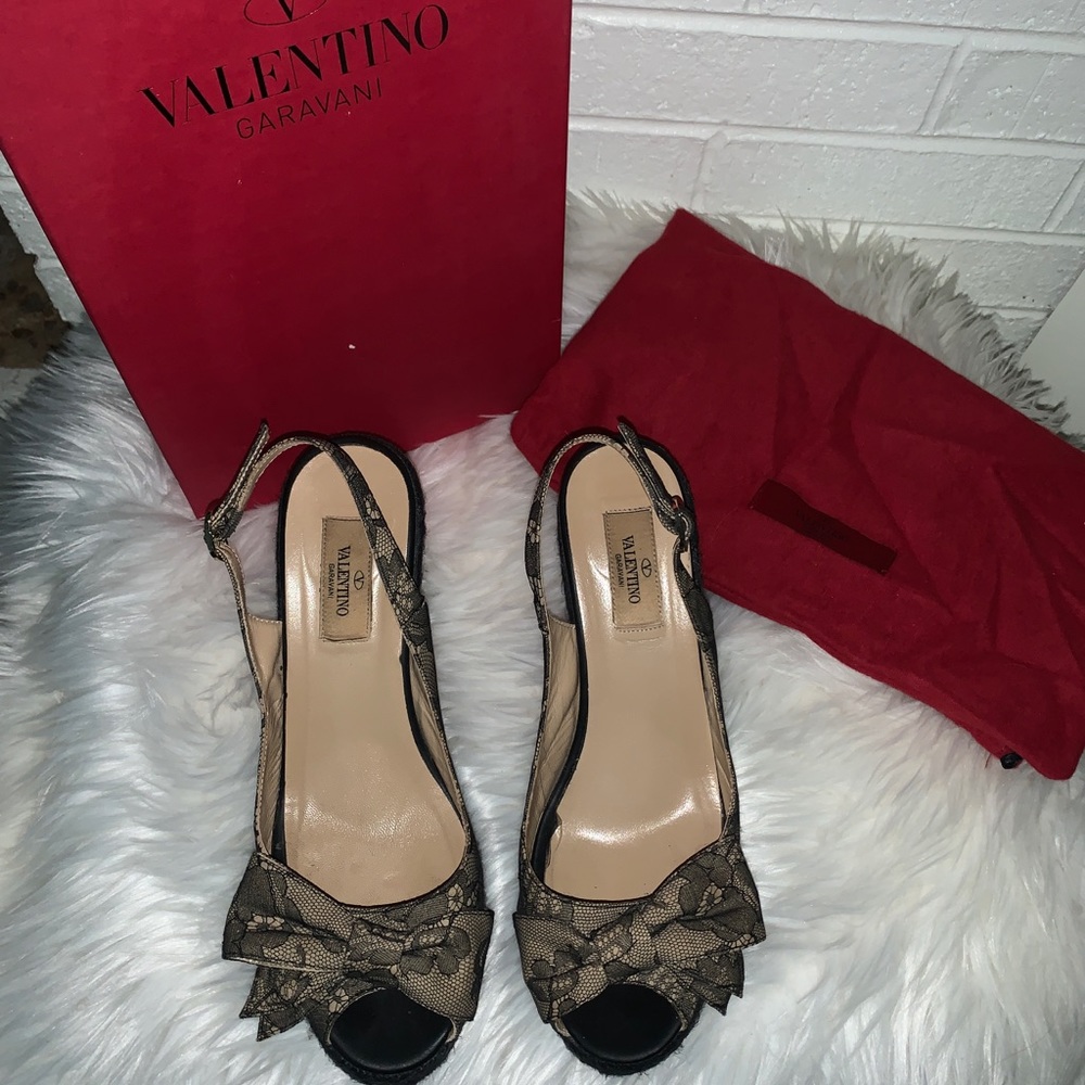 Valentine lace Wedges